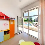 Maria Palace 4* 써니비치